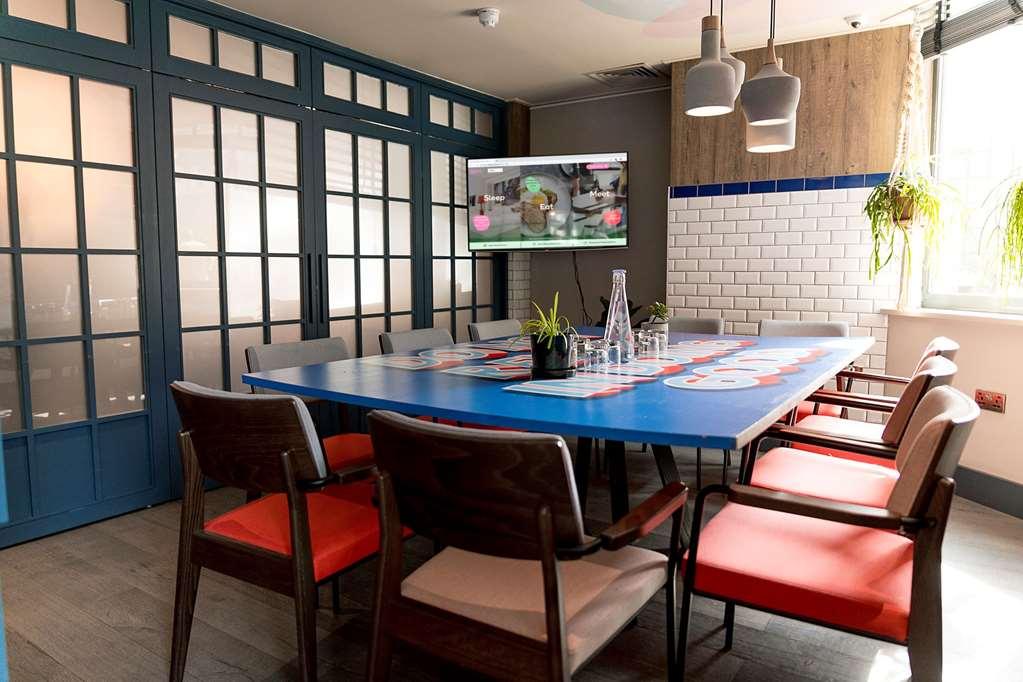 The Corner London City Restaurant photo